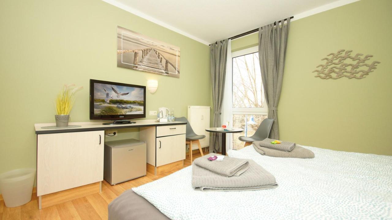 F-1010 Strandhaus Moenchgut Bed&Breakfast Dz 37 Strandnah, Inkl Fruehstueck Lobbe Zewnętrze zdjęcie